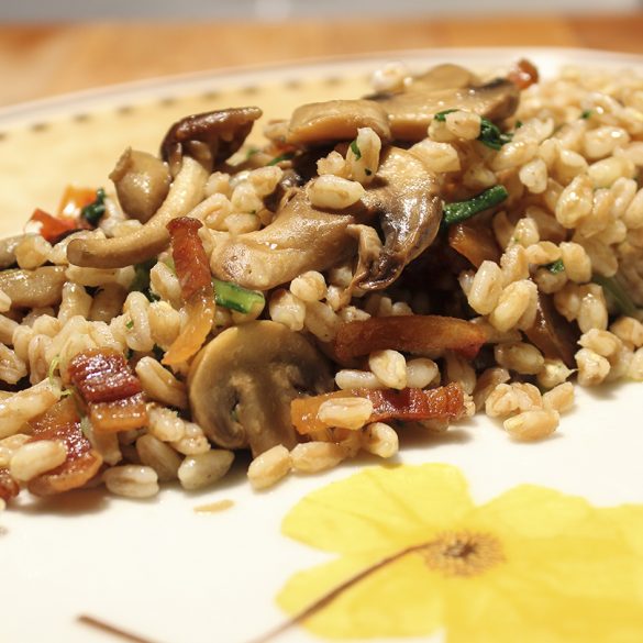 Farro Perlato Al Guanciale Croccante Grano E Sesamo