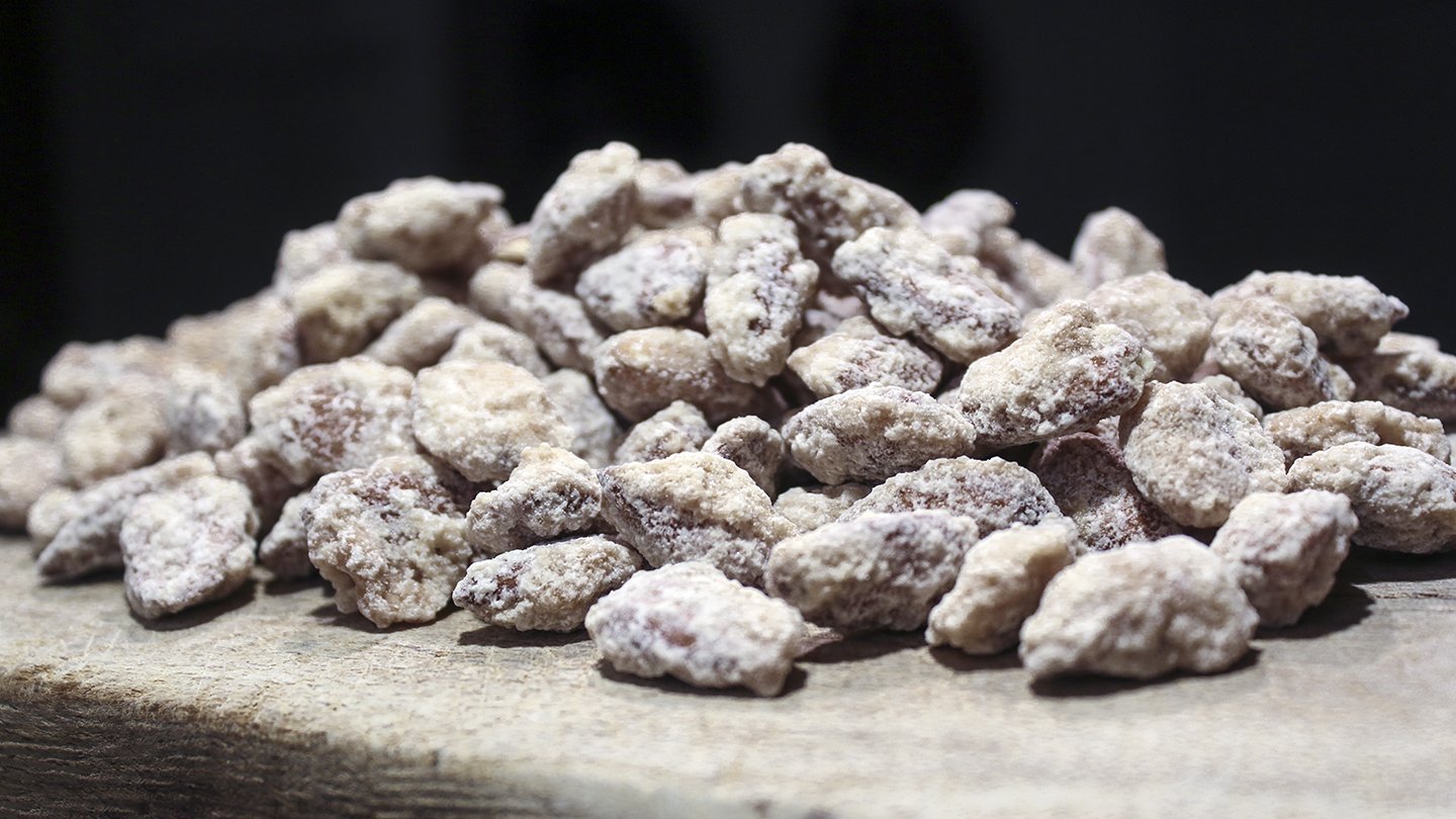 Mandorle Attorrate D Abruzzo Grano E Sesamo